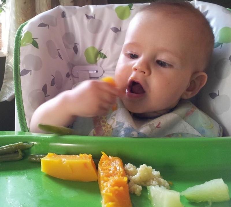 10 pierwszych posiłków niemowlaka czyli jak nie skrzywdzić małego brzuszka. BLW